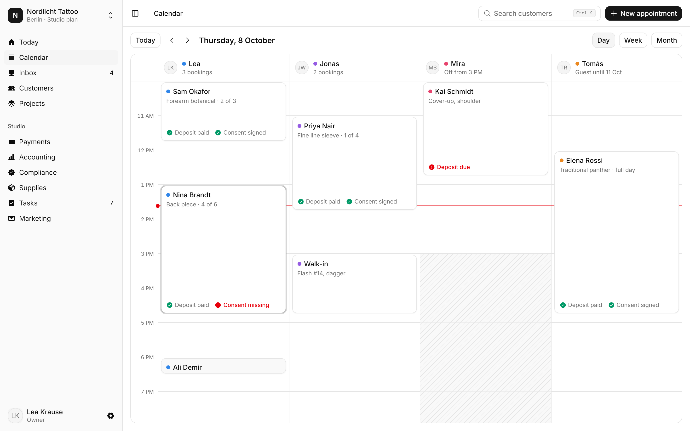 The Inkeva calendar with each artist's bookings for the day
